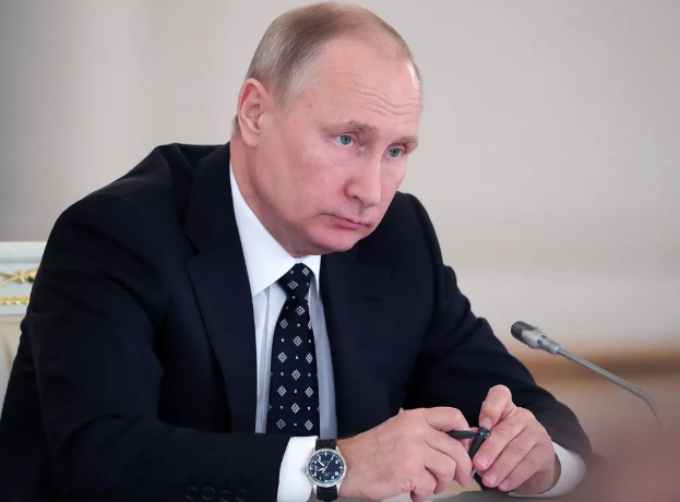 Путин рассчитывает, что экс-губернаторы помогут преемникам