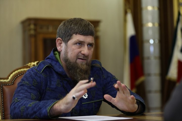 В Чечне запретили электронные сигареты