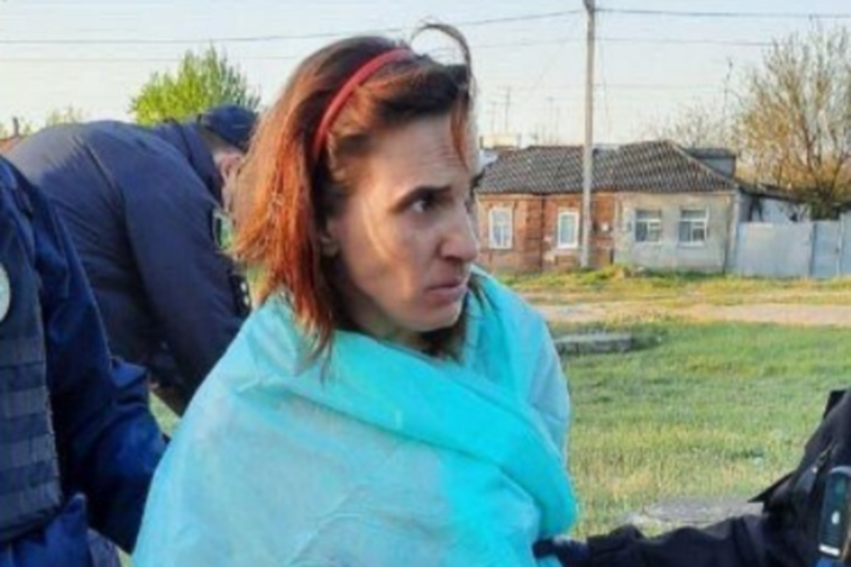 В Харькове задержали женщину, ходившую по улице с отрубленной головой дочери