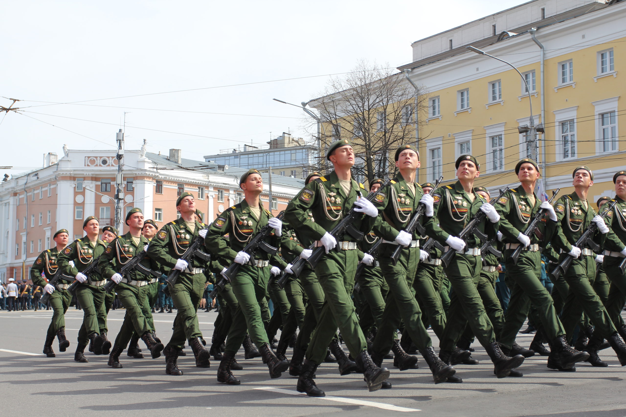 В Нижнем Новгороде парад Победы переформатировали в марш