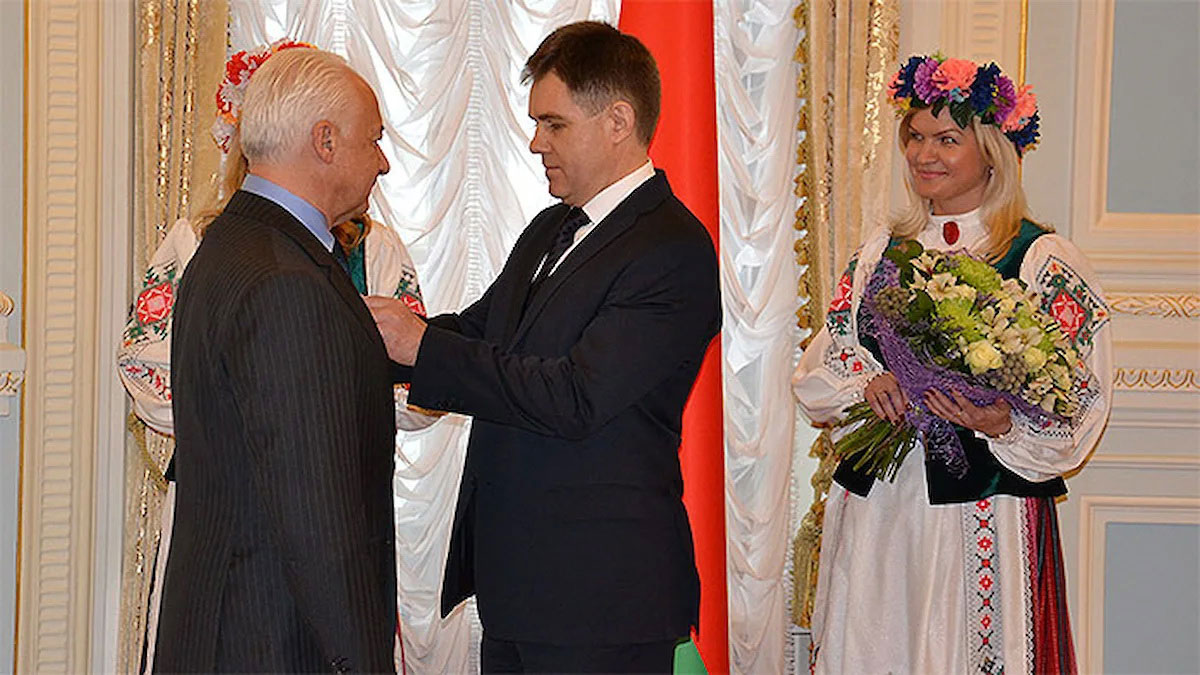 Спиваков отказался от вручённого ему в Белоруссии ордена