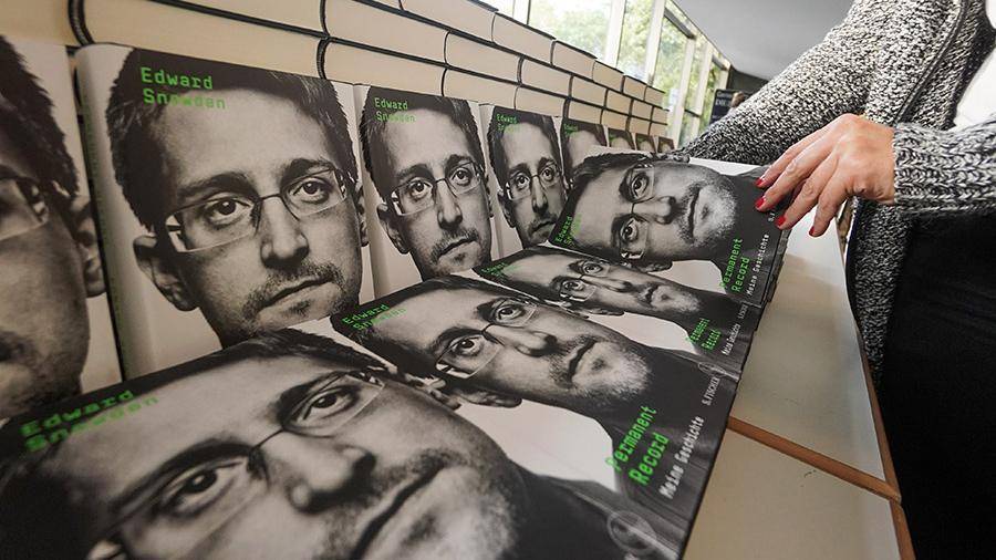 Сноуден заплатит правительству США более $5 млн с продажи книги