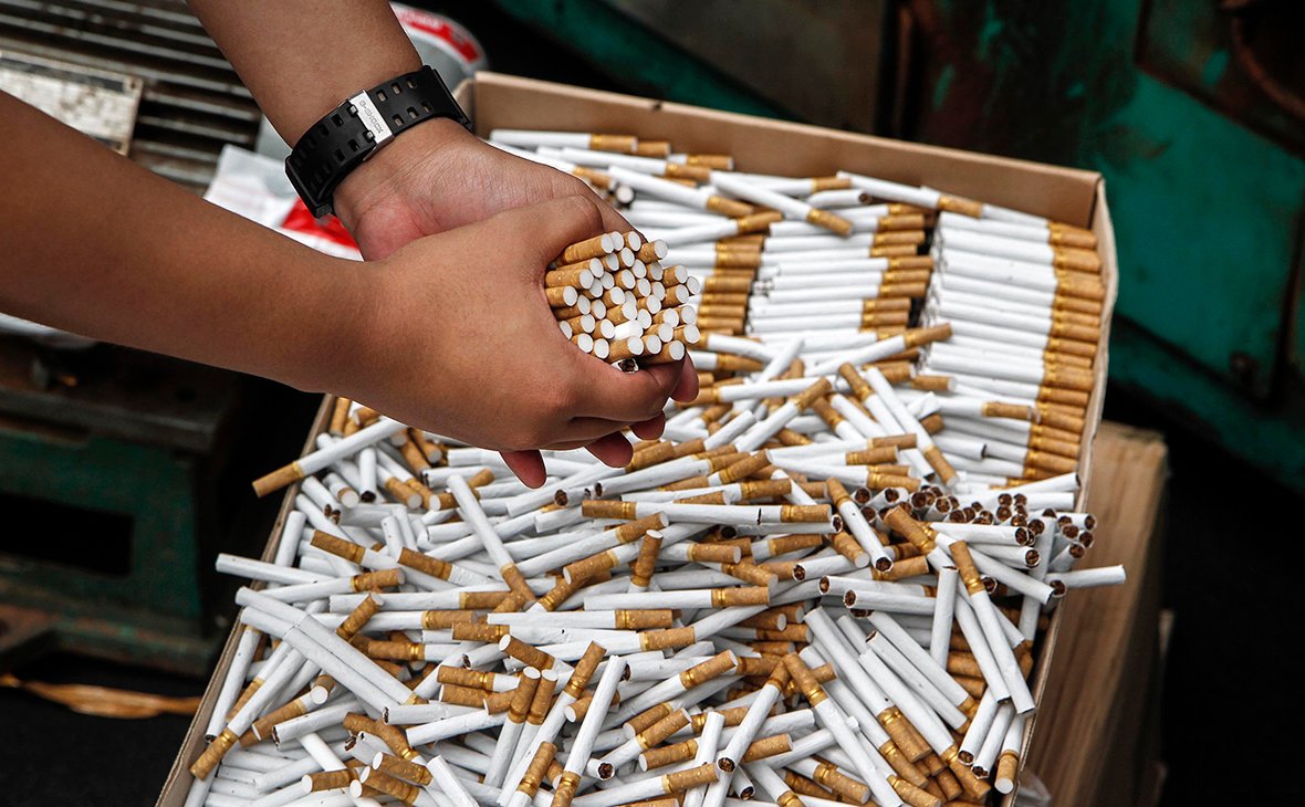 Госдума одобрила запрет на провоз более 600 сигарет по России