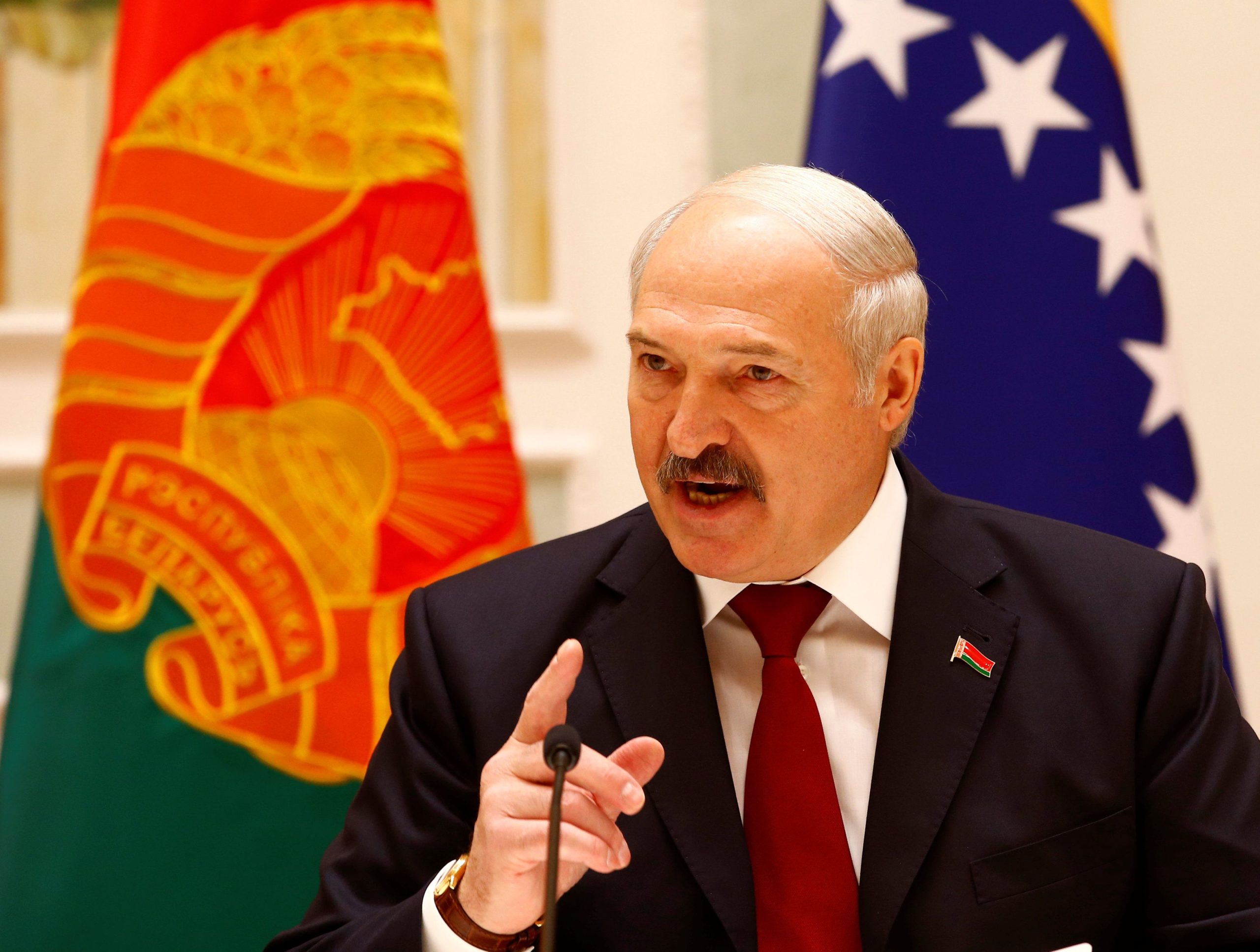 Лукашенко заявил, что от власти отстранить его сможет только белорусский народ
