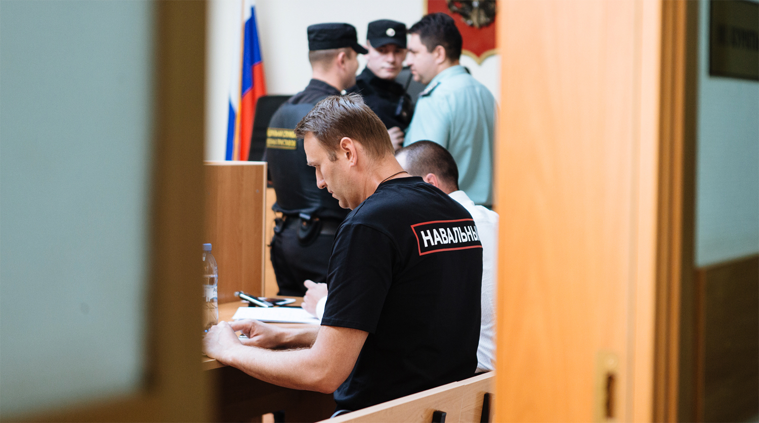 Суд обязал Навального заплатить 3,3 млн руб. в качестве судебных расходов