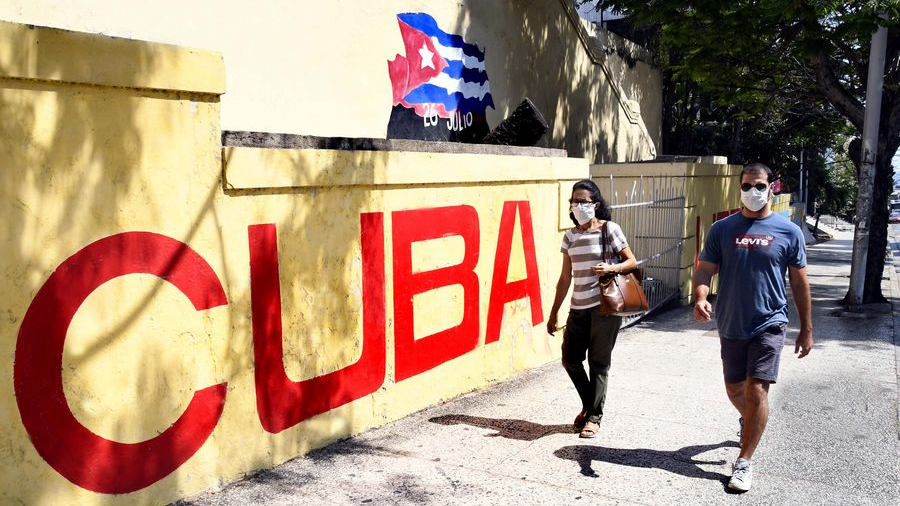 Медики Кубы обнаружили не менее пяти штаммов коронавируса в стране